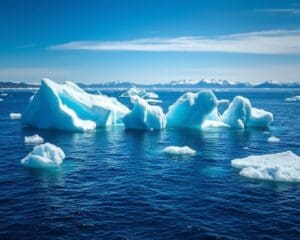 Warum schwimmen Eisberge im Meer?